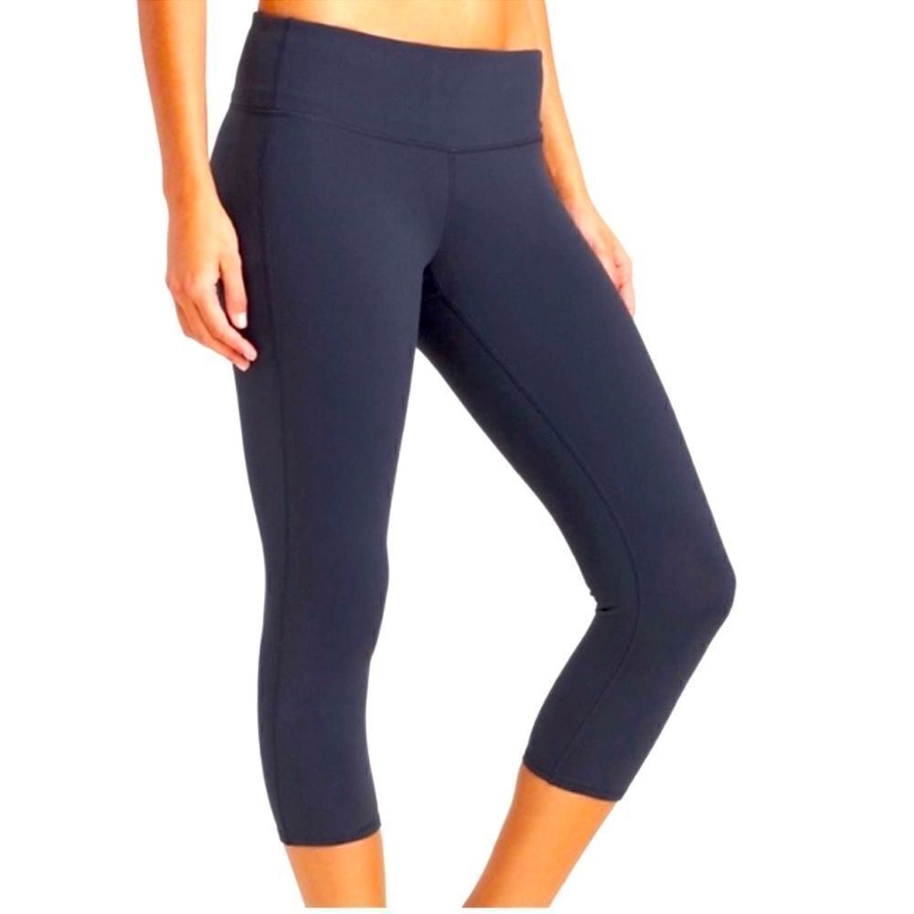Athleta High Rise Chaturanga Capri Leggings Navy Blue S